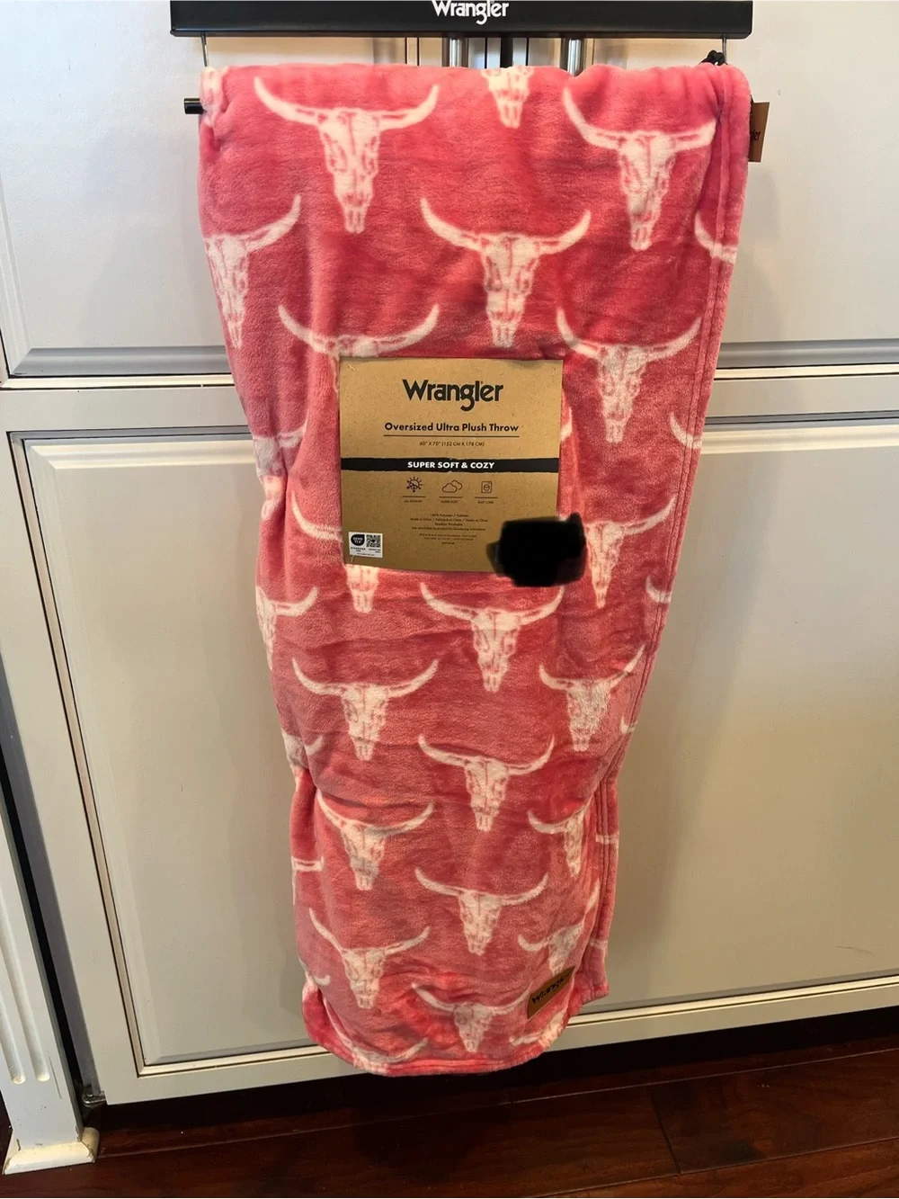 Wrangler Pink White Longhorn Plush Throw Blanket